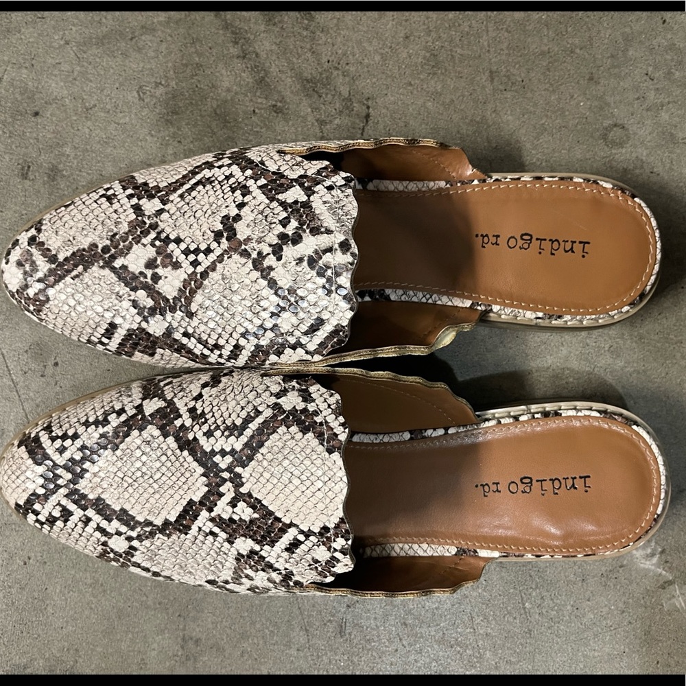 Indigo mules